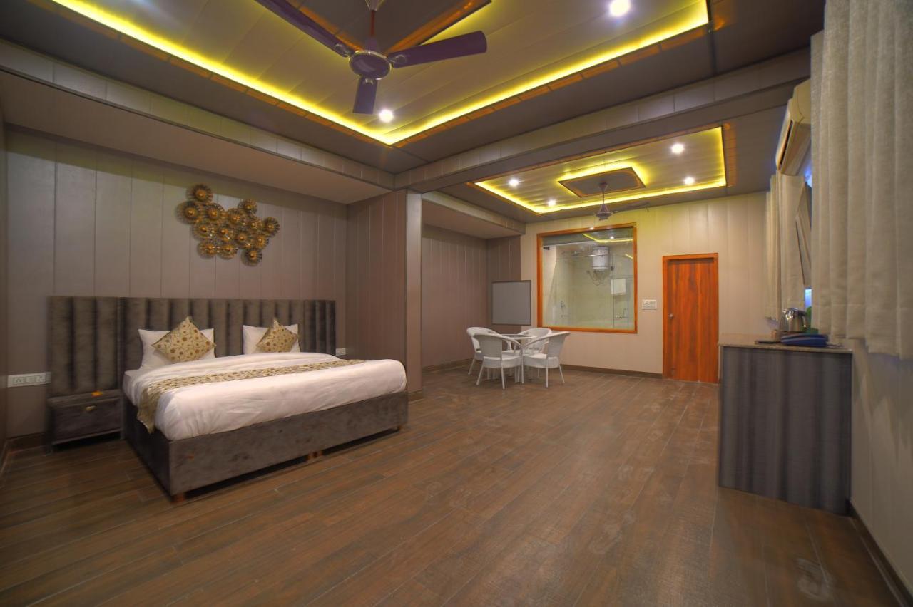 Yogved Hospitality & Resort Rišikéš Exteriér fotografie