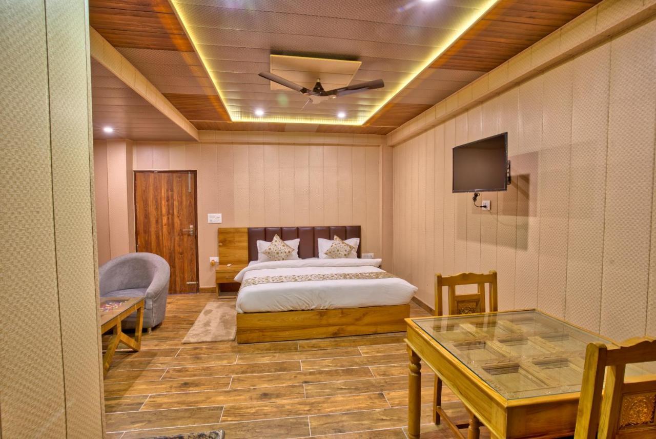 Yogved Hospitality & Resort Rišikéš Exteriér fotografie
